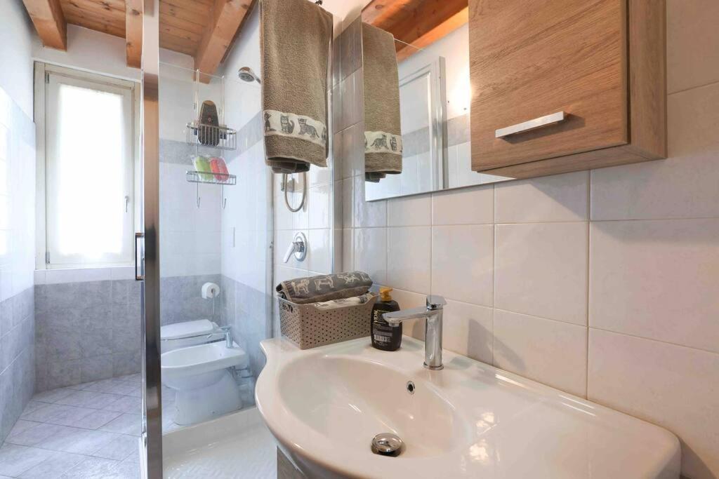 Borgo Di Terzo Bifocale In Centro Storico Check In 24H Fast Wi-Fi Bus 500M Appartement Buitenkant foto