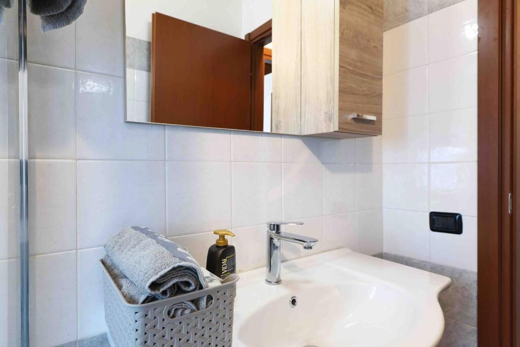 Borgo Di Terzo Bifocale In Centro Storico Check In 24H Fast Wi-Fi Bus 500M Appartement Buitenkant foto