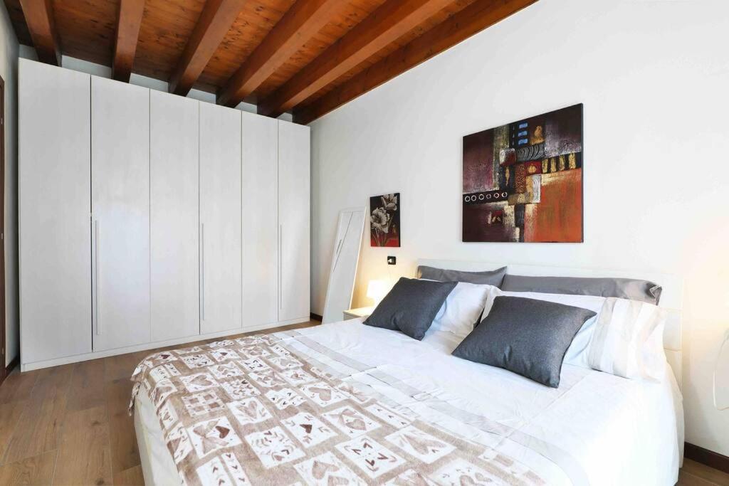 Borgo Di Terzo Bifocale In Centro Storico Check In 24H Fast Wi-Fi Bus 500M Appartement Buitenkant foto