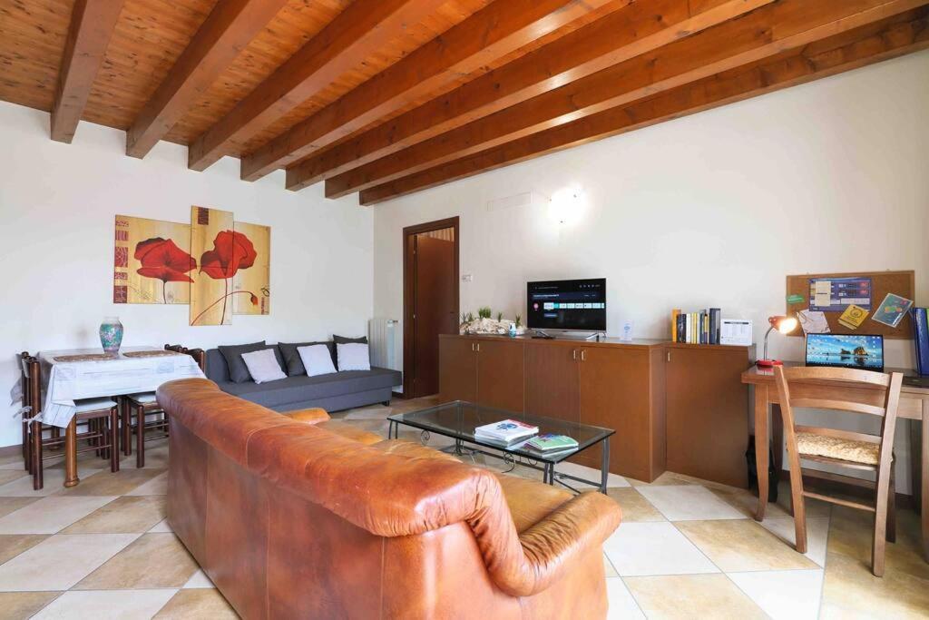 Borgo Di Terzo Bifocale In Centro Storico Check In 24H Fast Wi-Fi Bus 500M Appartement Buitenkant foto