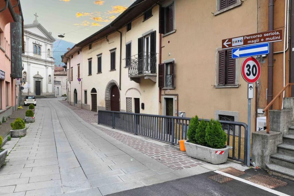 Borgo Di Terzo Bifocale In Centro Storico Check In 24H Fast Wi-Fi Bus 500M Appartement Buitenkant foto